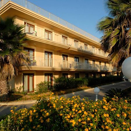 Dioscuri Bay Palace San Leone Kültér fotó