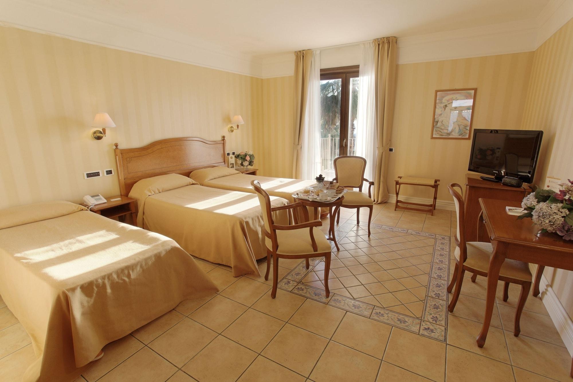 Dioscuri Bay Palace San Leone Kültér fotó