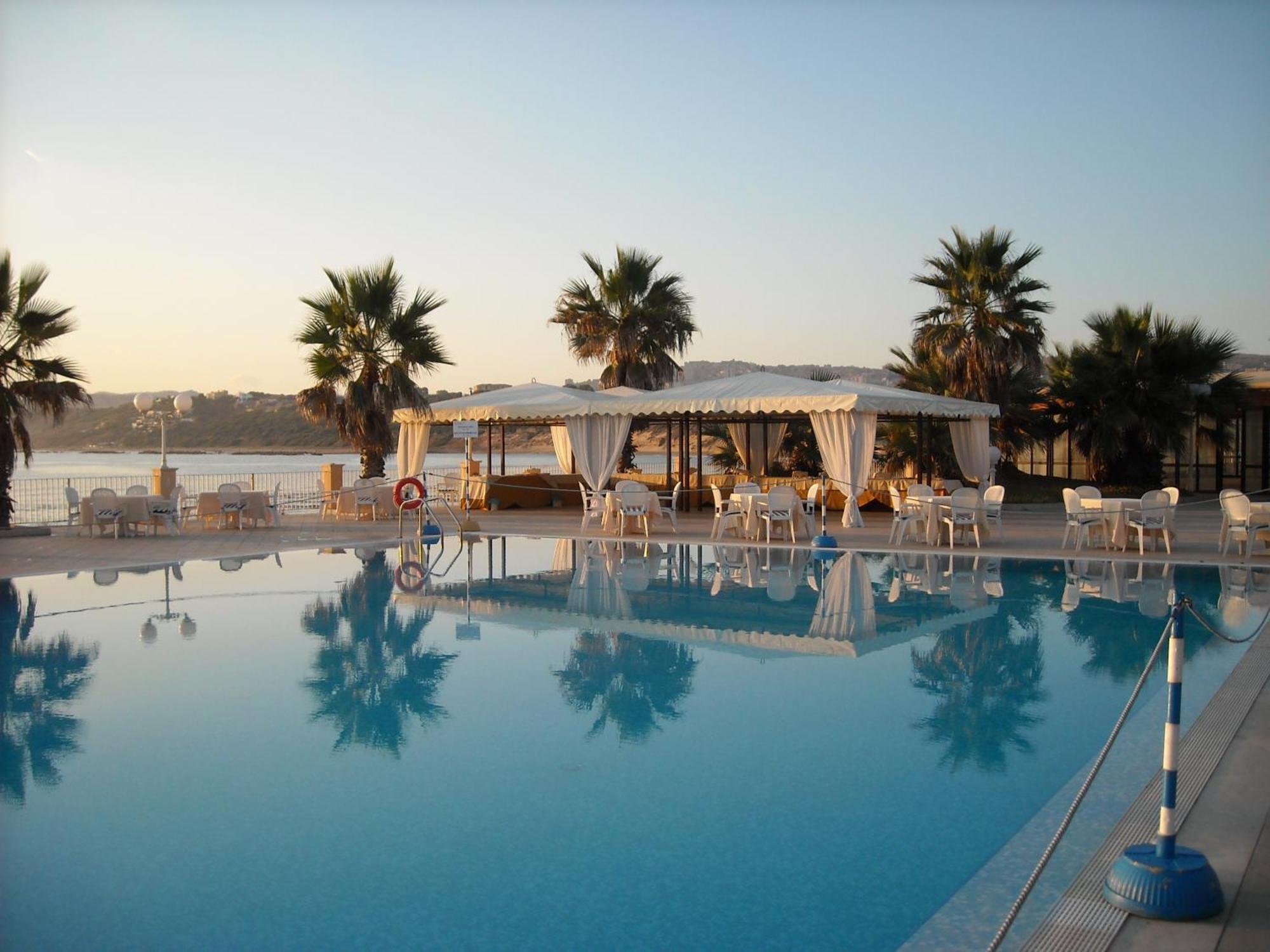 Dioscuri Bay Palace San Leone Kültér fotó
